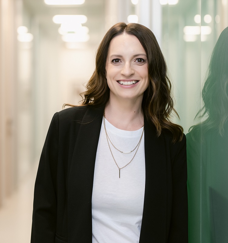 Area Manager/Sr. Mortgage Loan Originator Jen Detulleo